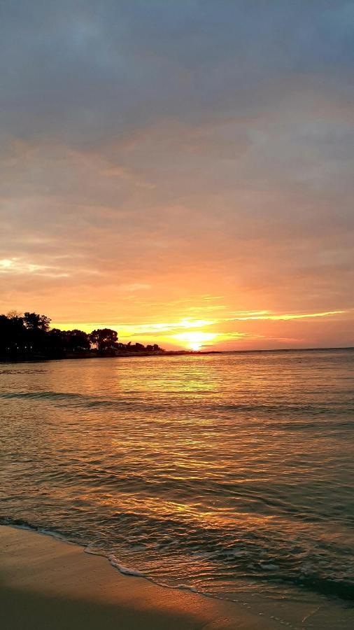 Tom Pizza Resort Koh Samet Exterior foto